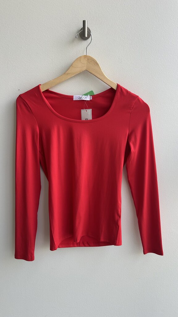 Pre-Owned Dazevt Red Long Sleeve Tee (NWT)- Size Small