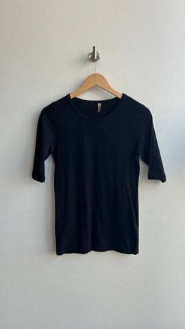 Pre-Owned Soyaconcept Black Elbow Length Tee - Size X-Small