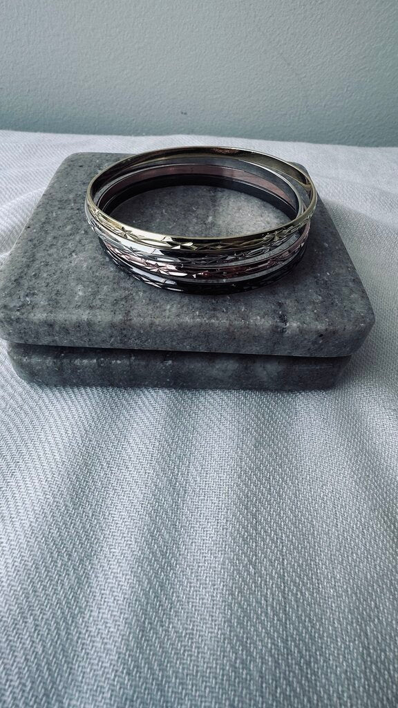 Pre-Owned Four Metal Bangle Set