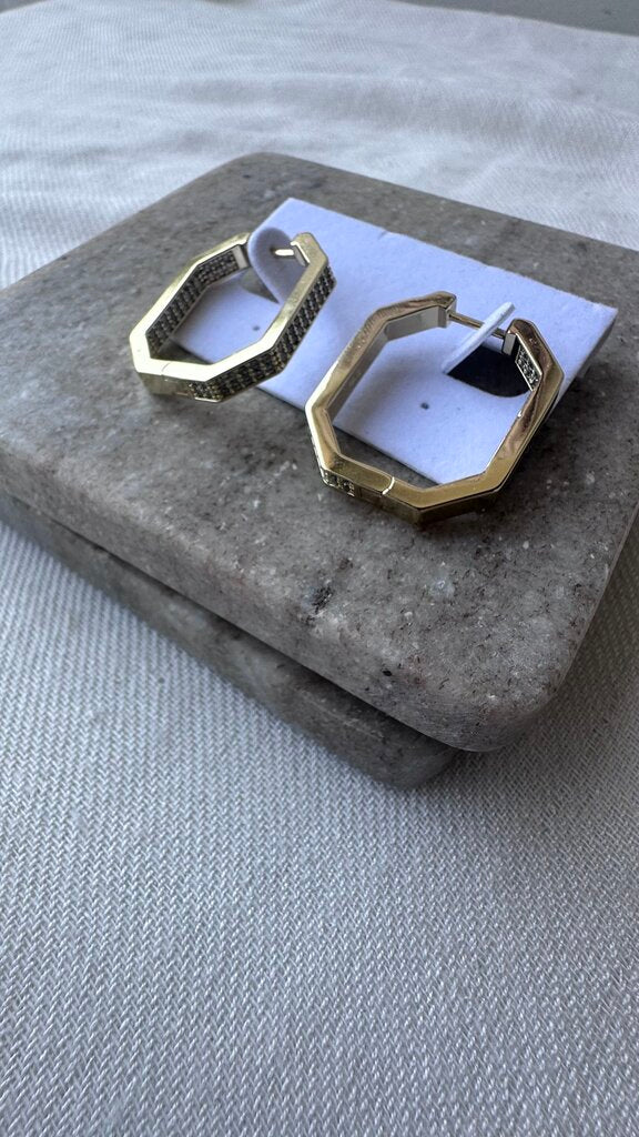 Pre-Owned Fifth Avenue Collection Gold/CZ Large Hexagon Hoops