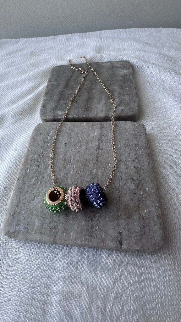 Pre-Owned Green/Pink/Purple Round Pendant Gold Cahin Necklace