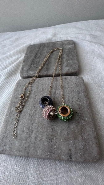 Pre-Owned Green/Pink/Purple Round Pendant Gold Cahin Necklace