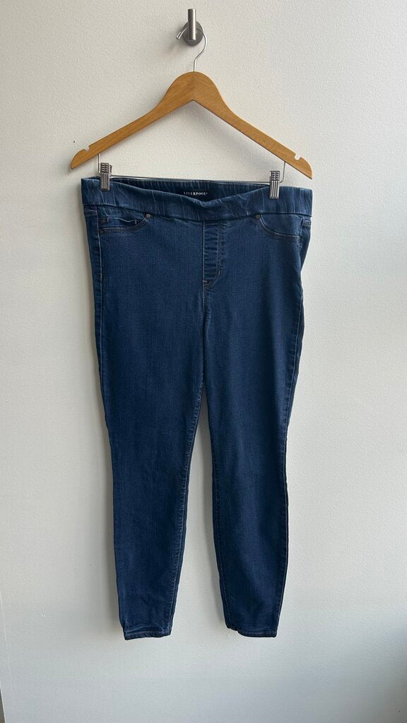 Pre-Owned Liverpool Medium Wash 'The Skinny' Stretch Waist Jegging- Size 12