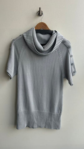 Pre-Owned Design History Light Grey Knit Short Sleeve Turtle Neck Sweater Dress- Size Medium