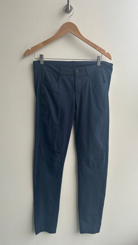 Pre-Owned Lululemon Navy Moto Stitch Slim Leg Hiking Pants - Size 8