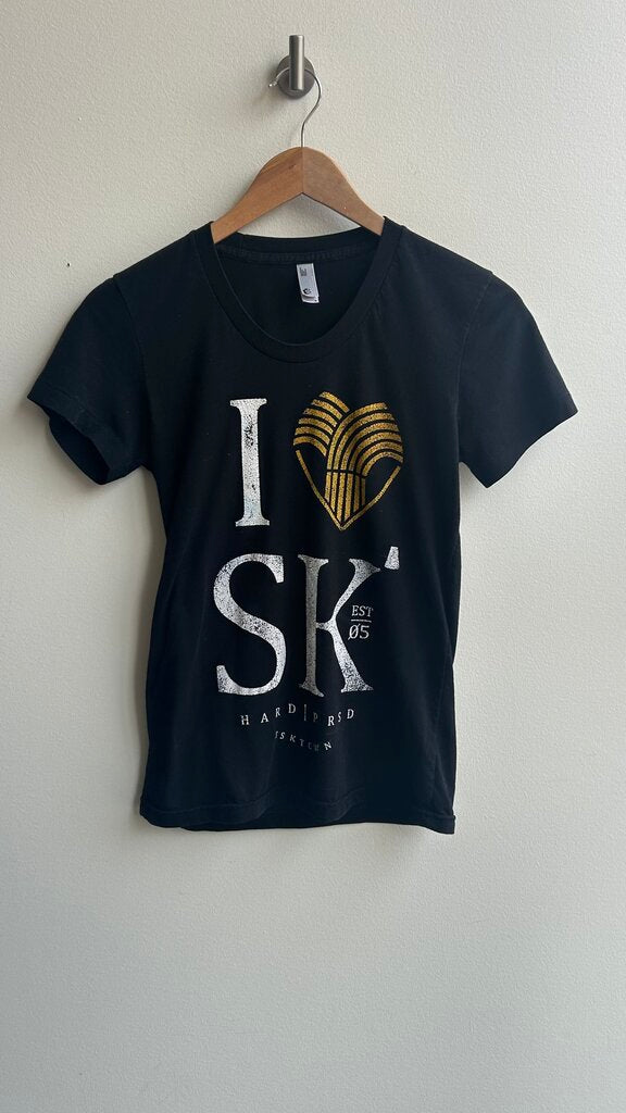 Pre-Owned Harpressed Black 'I Heart SK' Graphic Tee- Size Small