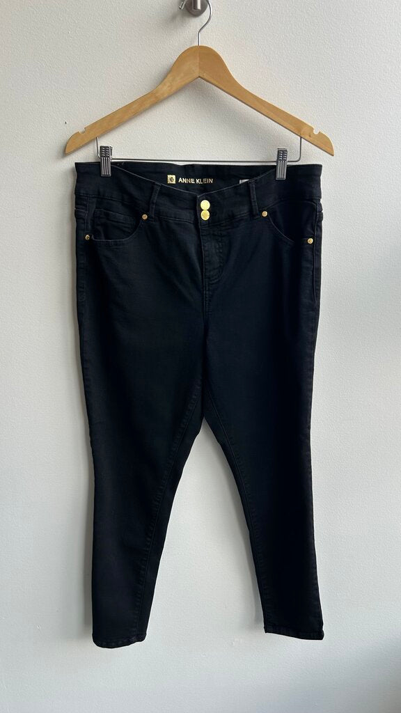 Pre-Owned Anne Klein Black High Rise Skinny Jeans- Size 16