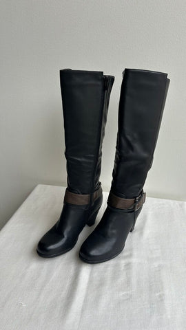 Pre-Owned Vangelo Black Heeled Knee High Boot- Size 37