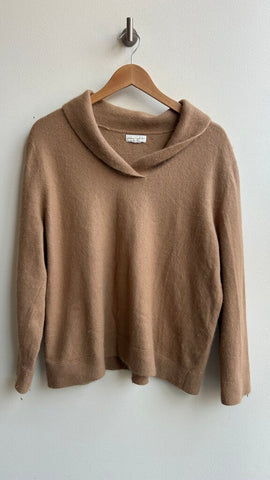 Pre-Owned Deane & White Tan Fuzzy Boxy Fit Long Sleeve Sweater- Size Large (Estimated)