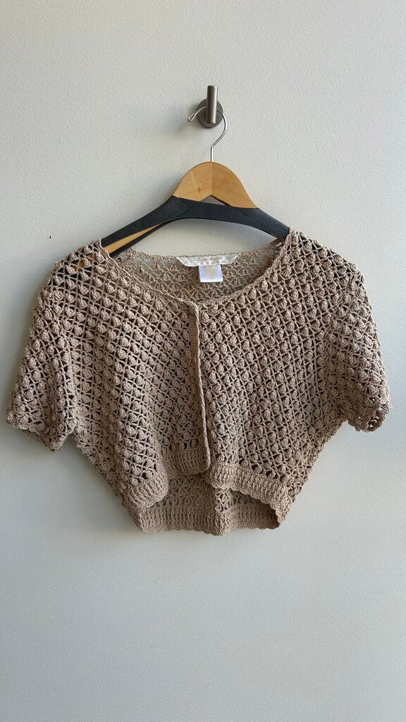 Pre-Owned Kroshetta by Papillon Taupe Crochet Short Sleeve Cropped Button Up Cardi- Size X-Large