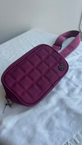 Pre-Owned Steve Madden Burgundy Quilted Bum Bag