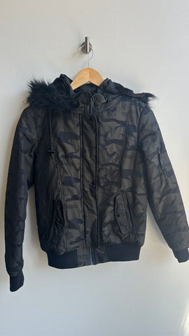 Pre-Owned Guess Green/Black Camo Bomber Fur Trim Hood Coat- Size Small