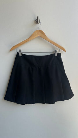 Pre-Owned Only Black Side Zip Pleated Mini Skirt- Size 38