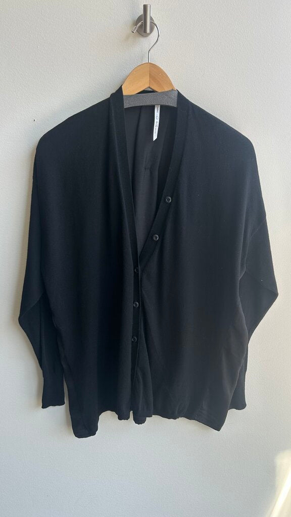 Pre-Owned Paper Label Black Sheer Back Knit Front Button Up Cardigan- Size Medium
