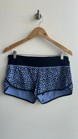 PRe-Owned Lululemon Blue Cheetah Print Black Speed Up Shorts- Size 6