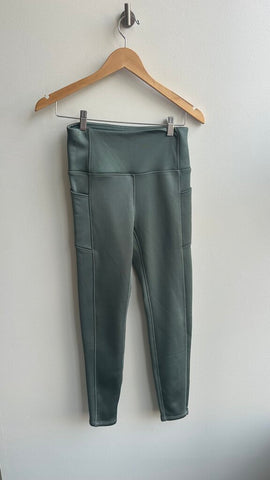 Pre-Owned Kyodan Green Fleece Lined Side Pocket Leggings - Size Small