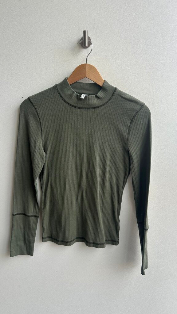 Pre-Owned Free People Green Ribbed Mock Neck Long Sleeve Top- Size Large
