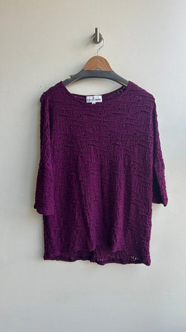 Pre-Owned Neon Buddha Deep Purple Knit Short Sleeve Top- Size X-Small