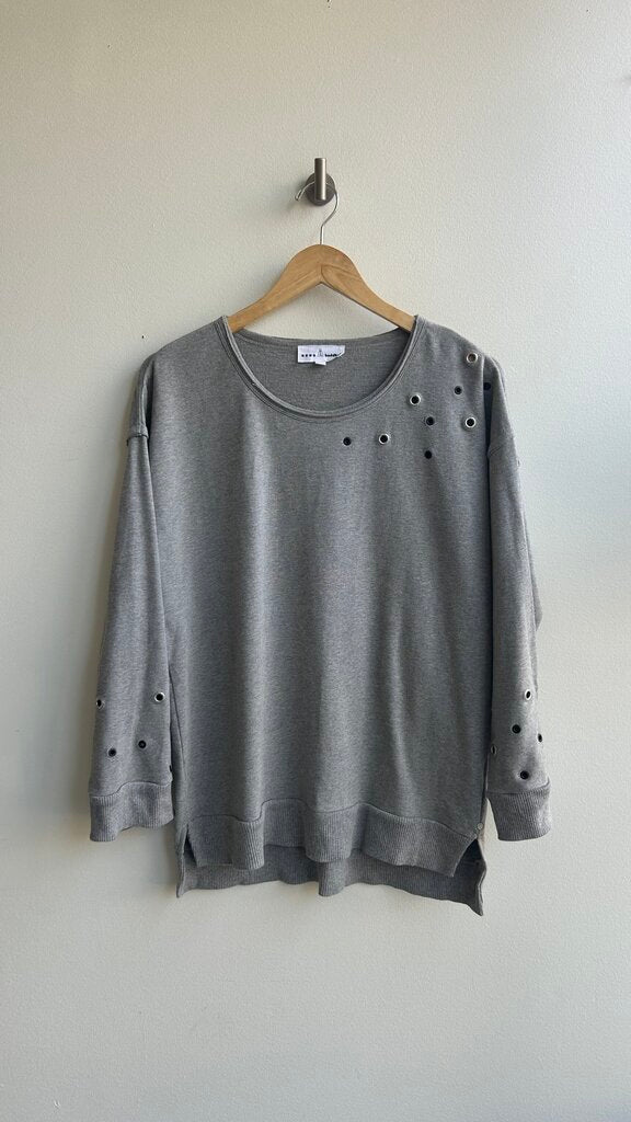 Pre-Owned Neon Buddha Light Grey Crew Sweater- Size X-Small