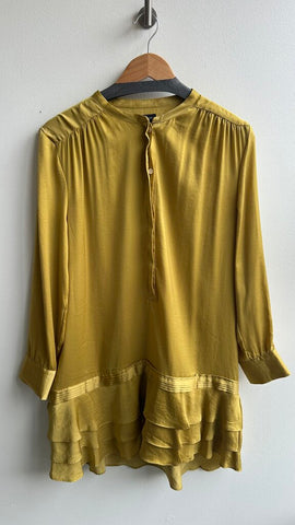 Pre-Owned Banana Republic Green Long Sleeve Tiered Dress- Size 12