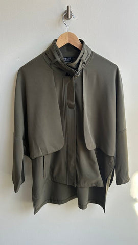 Pre-Owned Red Coral Green Oversized Short Sleeve Jacket (NWT)- Size S/M