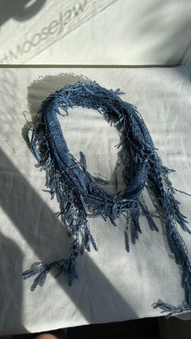Pre-Owned Blue Lace Tassel Hankercheif Style Shawl