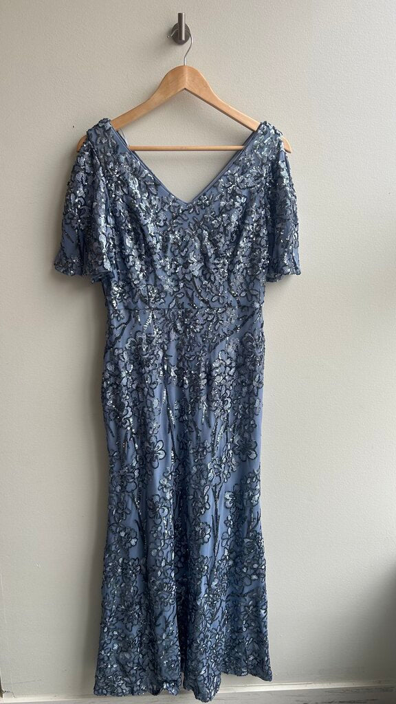Pre-Owned Laura Blue Floral Sequin Maxi Dress - Size 10