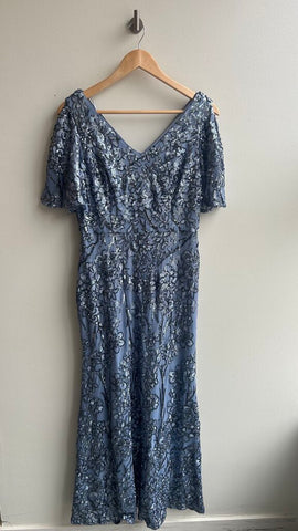 Pre-Owned Laura Blue Floral Sequin Maxi Dress - Size 10