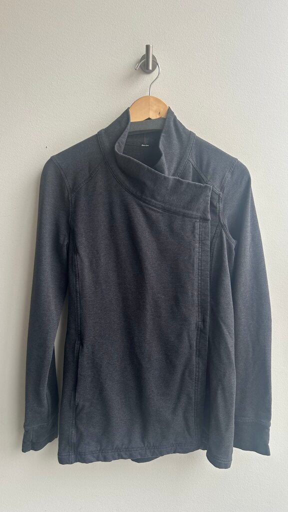 Pre-Owned Lululemon Charcoal Heathered Grey Snap Front Wrap Style Sweater Thumb Holes - Size 10 (Estimated)