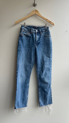 Pre-Owned Mavi Light Wash 'New York' High Rise Straight Leg Raw Hem Jeans- Size 24