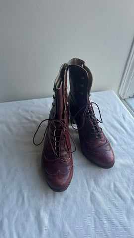 Pre-Owned Dkode Red Lace Up Heeled Boots- Size 40