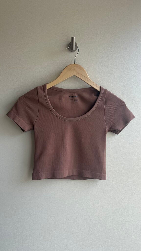 Pre-Owned Garage Brown Ribbed Short Sleeve Crop Top - Size Small