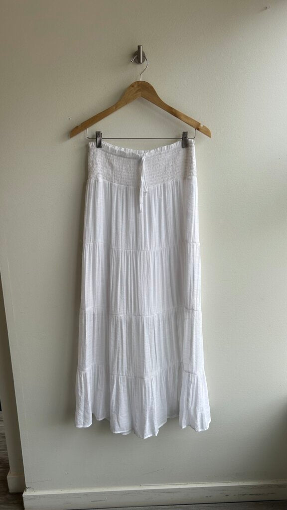 Pre-Owned Love Tree White Tiered Midi Skirt - Size Large
