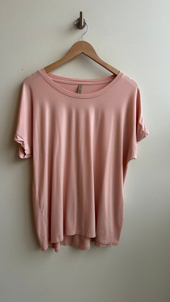 Pre-Owned Soyaconcept Rose Pink Round Neck Tee - Size Large