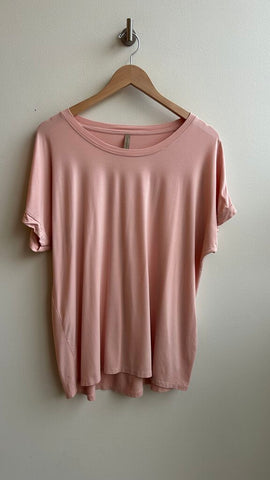 Pre-Owned Soyaconcept Rose Pink Round Neck Tee - Size Large