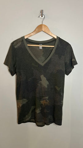 Pre-Owned Alternative Green Camo V-Neck Tee- Size Large