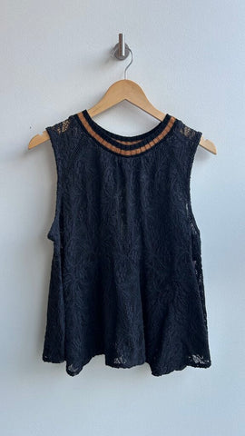 Pre-Owned Free People Black Lace Sleeveless Peplum Top- Size Large (Estimated)