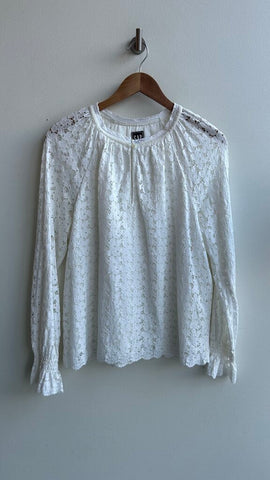 Pre-Owned Gap White Lace Long Sleeve Keyhole Neck Blouse- Size Large