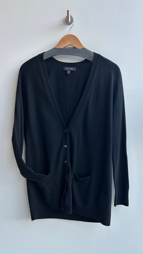 Pre-Owned Banana Republic Black Open Longsleeve Button Up Cardigan - Size Medium