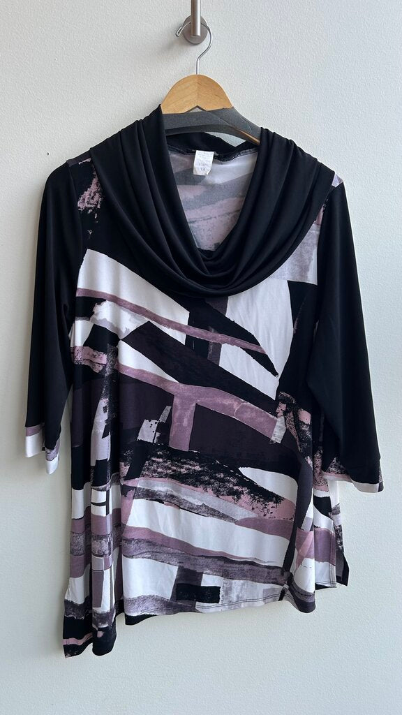 Pre-Owned Pretty Woman Black with Purple Abstract Cowl Neck 1/2 Sleeve Top- Size 1X - Size Small