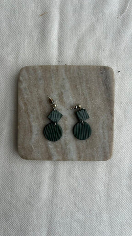 Pre-Owned Green Clay Square/Circle Dangle Earrings