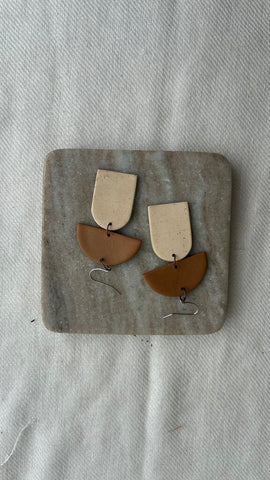 Pre-Owned Tan/Brown Clay Semi Circle and Rounded Rectangle Dangle Earrings