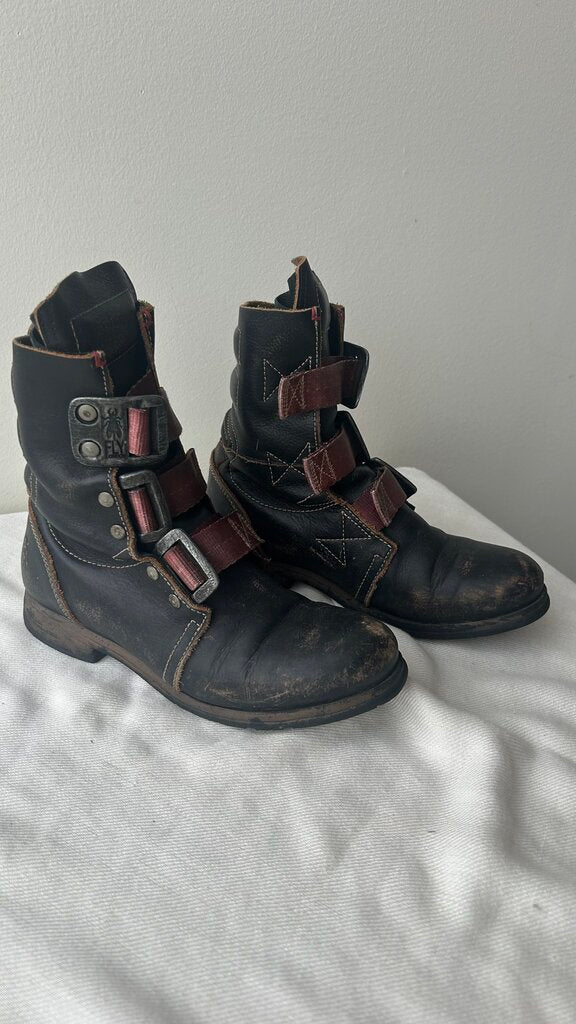 Pre-Owned Fly London Brown with Red Buckle Up Boots- Size 37