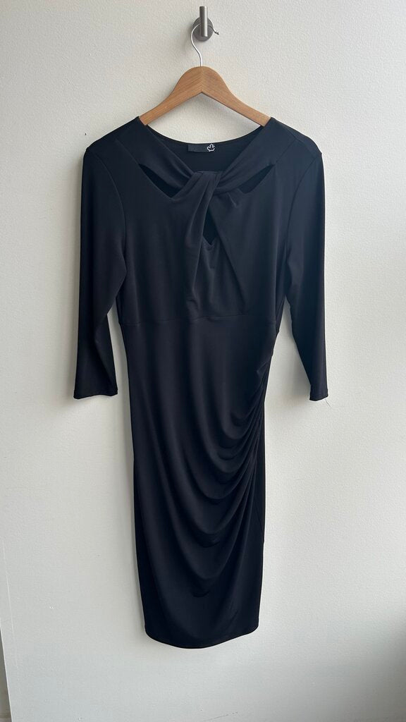 Pre-Owned Sears Black 3/4 Sleeve Fitted Crossover Neckline Dress- Size Medium (Estimated)