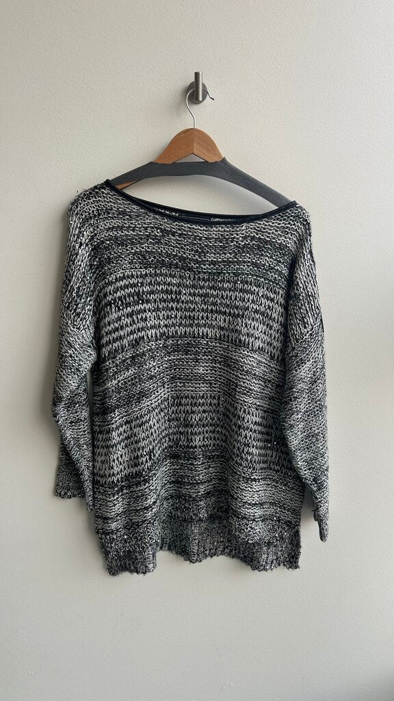 Pre-Owned Minkas Grey Sequin Knit Pleather Shoulder Patch Sweater- Size X-Large