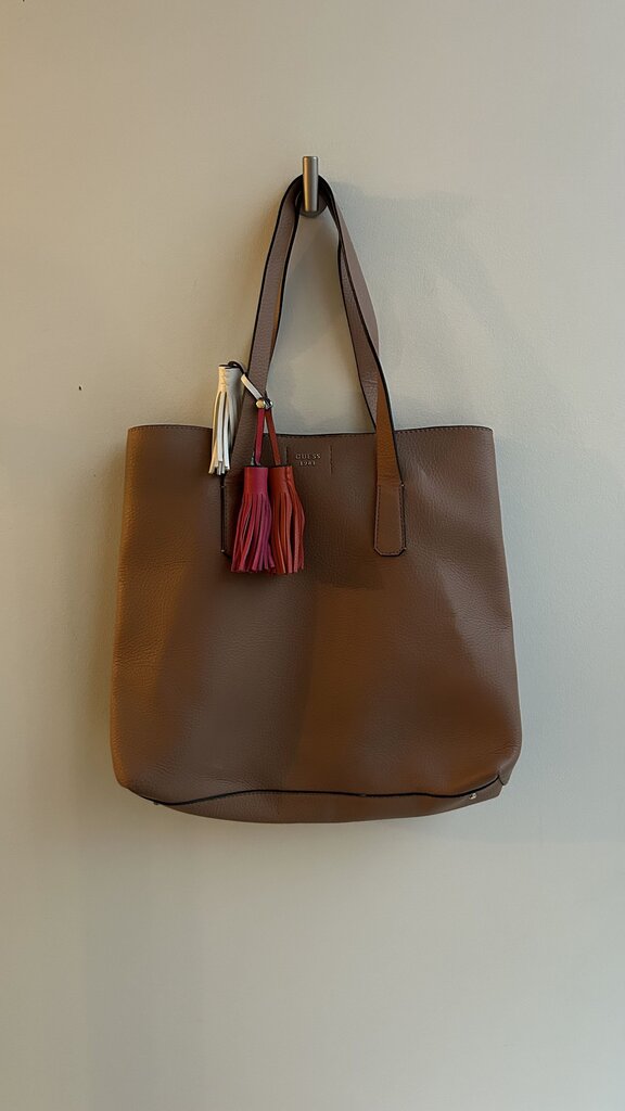 Pre-Owned Guess Brown Oversized Finge Tassel Bag Charms Large Tote Bag