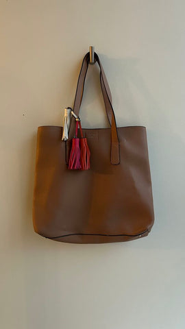 Pre-Owned Guess Brown Oversized Finge Tassel Bag Charms Large Tote Bag