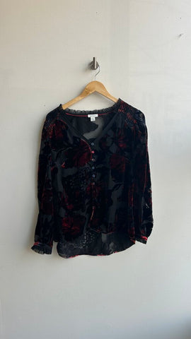 Pre-Owned Sundance Black/Red Print Sheer Button Up Ruffle Neck Long Sleeve Blouse- Size Medium