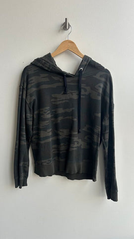 Pre-Owned Sanctuary Green Camo Print Ribbed Boxy Fit Hoodie- Size Small