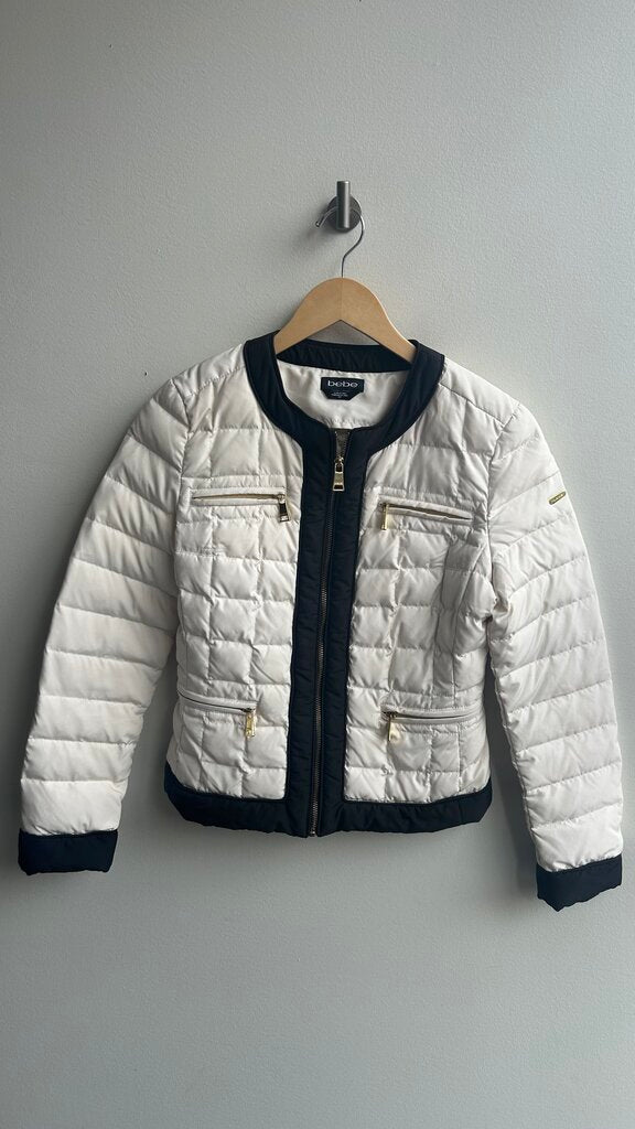 Pre-Owned Bebe Cream with Black Trim Quilted Jacket - Size Small